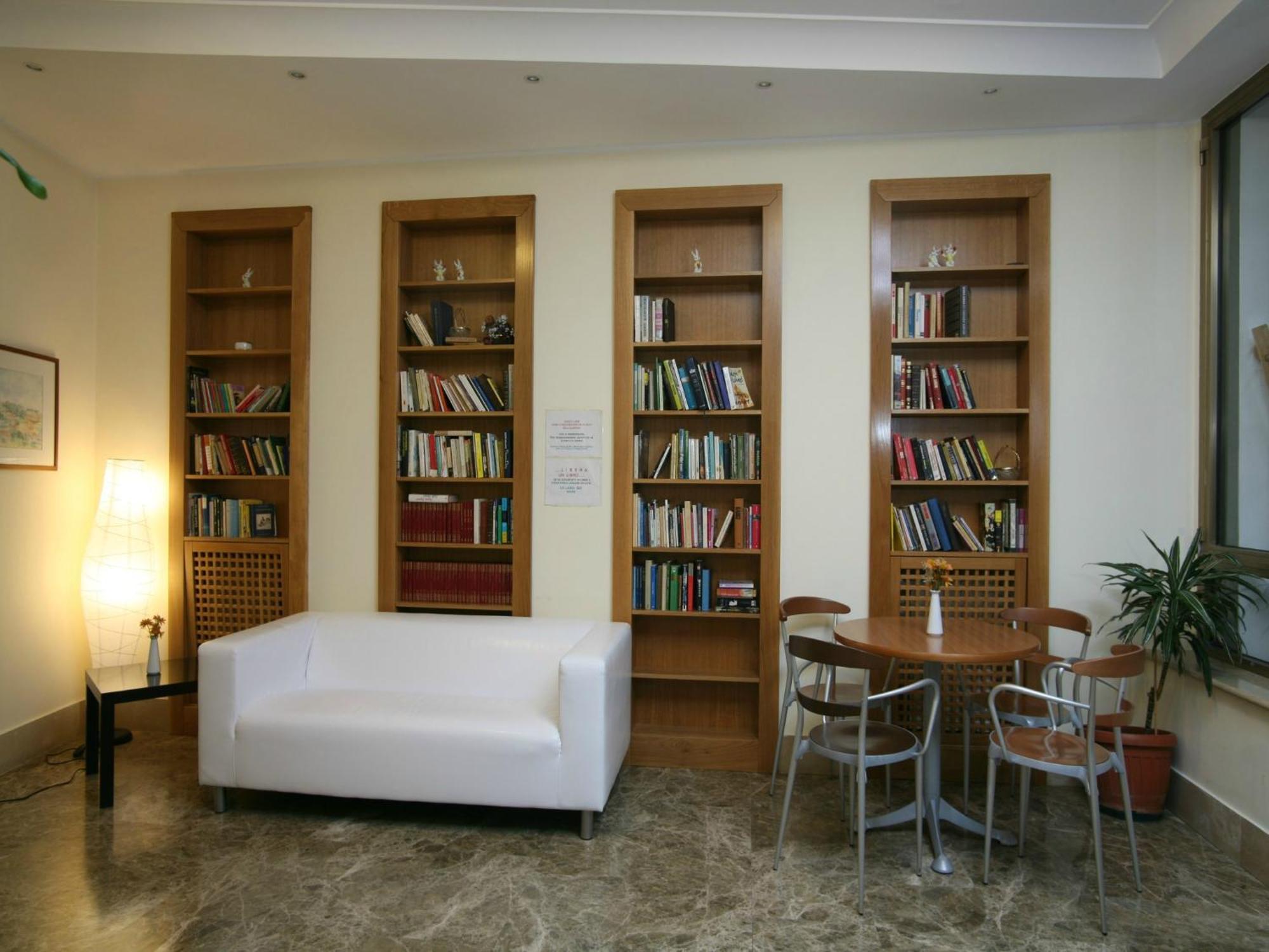 โรงแรมเซราโป กาเอตา ภายนอก รูปภาพ